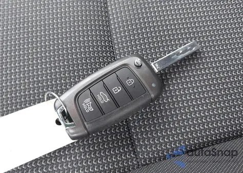 2019 Hyundai Accent Sel из США, поврежденный, VIN 3KPC24A37KE047561